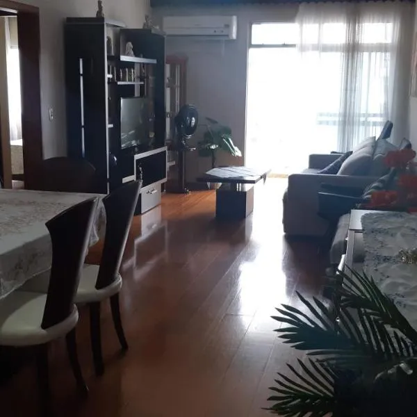 Amplo apartamento Balneário Camboriú SC，位于伊达贾伊的酒店