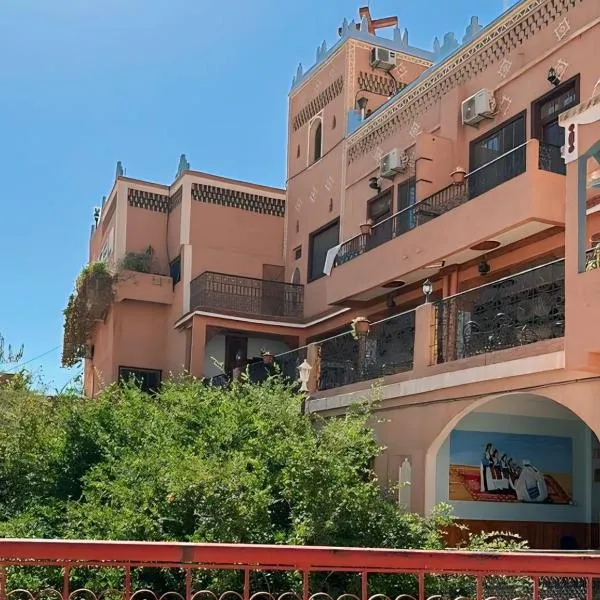 Kasbah La Famille Berbère，位于布马伦的酒店