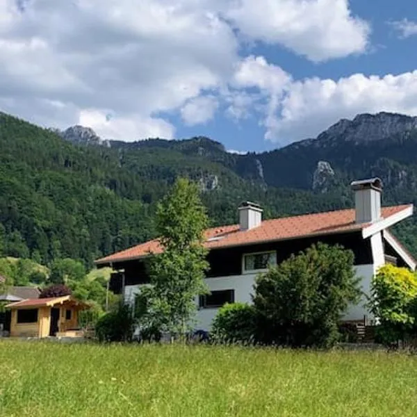 Fewo Bergblick Aschau im Chiemgau，位于基姆高地区阿绍的酒店