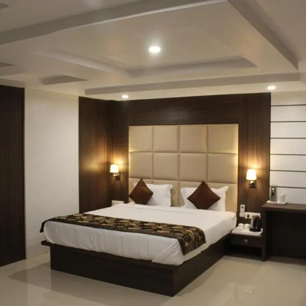 Hotel Royal Heritage，位于Pandu的酒店