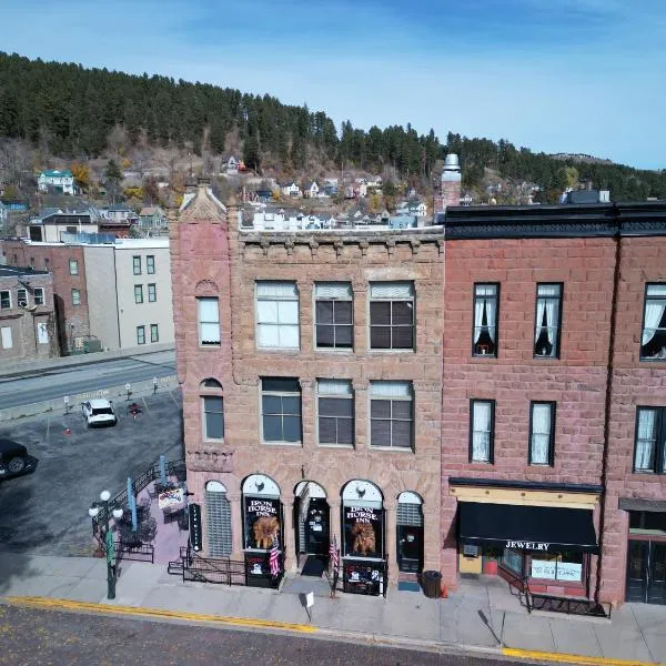 Historic Iron Horse Inn - Deadwood，位于戴德伍德的酒店