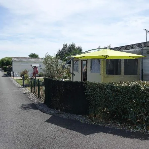 Mobil-Home 54 au Parc Résidentiel de la Plage - 4 personnes，位于居让梅斯特拉的酒店