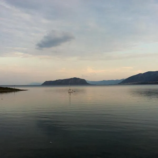 Annema Hotel and Restaurant，位于莫奈姆瓦夏的酒店