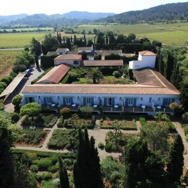 Hôtel et Appart'Hôtel Le Relais Du Val D'Orbieu，位于Sainte-Valière的酒店