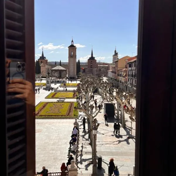 Sueña en la Plaza Cervantes，位于阿尔卡拉德荷那利斯的酒店