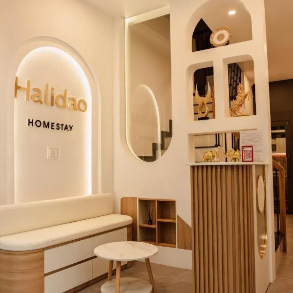 Halidao Homestay，位于海防的酒店