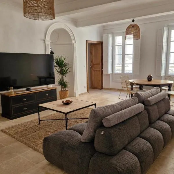 Appartement de charme - CARPENTRAS - Rendez-vous en Provence，位于卡庞特拉的酒店