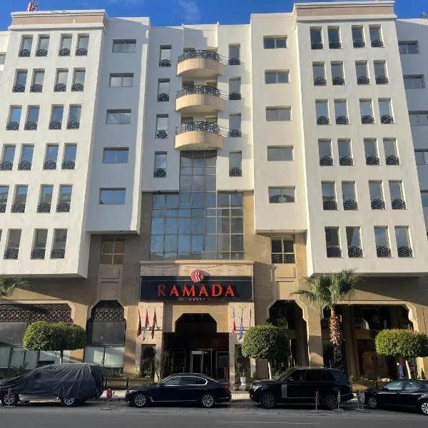 Ramada By Wyndham Fes，位于Douar Oulad Mhammed的酒店