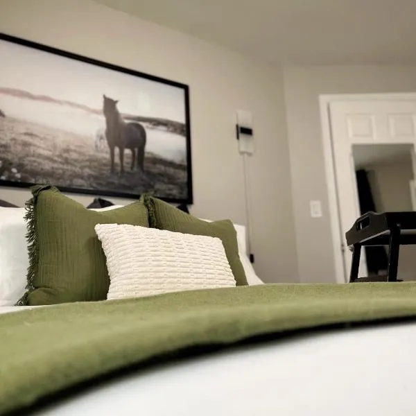 *NEW* The Cozy Haven, 5 minutes to ATL airport，位于亚特兰大的酒店