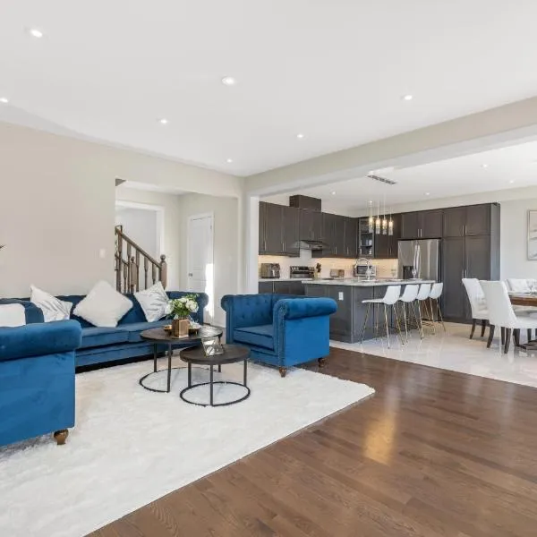 Executive 5BR-4BATH Detached Bramp/Miss Border，位于布兰普顿的酒店