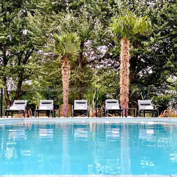 Hotel Restaurant Du Parc Saumur Logis Elégance，位于索米尔的酒店