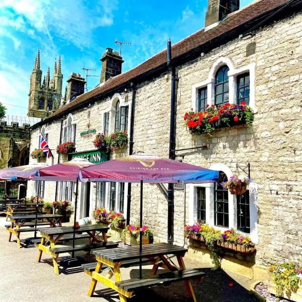 The George Inn at Tideswell，位于泰德斯韦尔的酒店