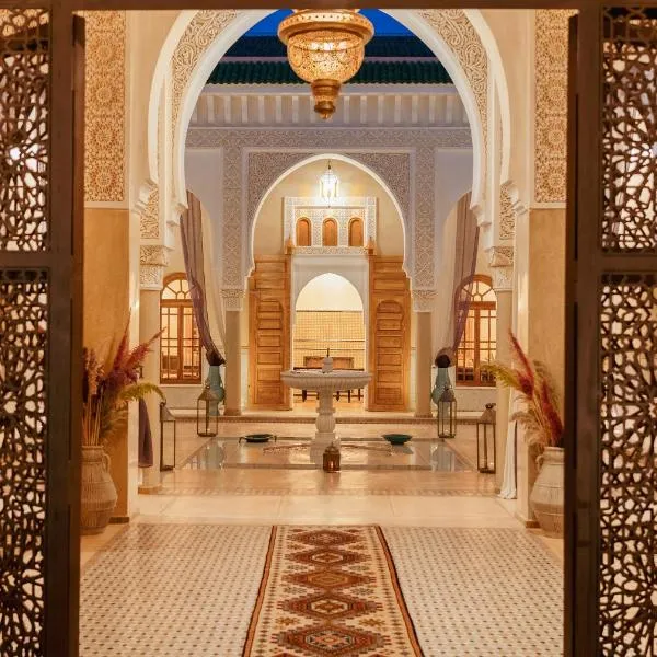 Palais Alcazar，位于Oulad Moumene的酒店