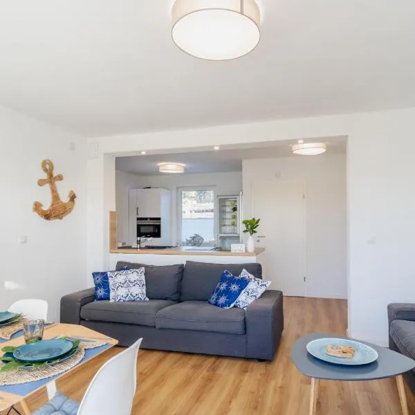 ,,Haus MARSI'' idyllische Doppelhaushälfte am Banzelvitzer Strand，位于Rappin的酒店