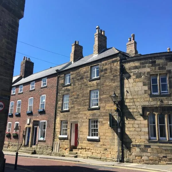 Castle Retreat - luxury apartment opposite Alnwick Castle，位于阿尔恩茅斯的酒店