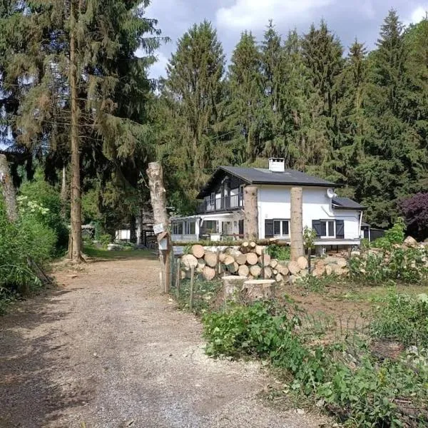 vakantiewoning Clair de lune minimum 2 nachten，位于拉罗什-阿登的酒店