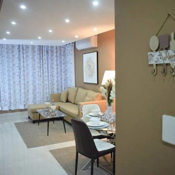 Apartamento en Santo Domingo zona universitaria，位于Calero的酒店