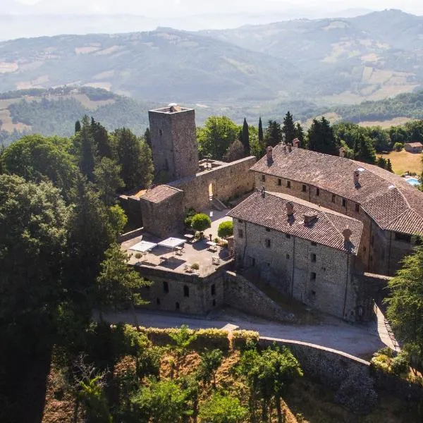 Castello Di Petroia Dimora d'Epoca，位于Morleschio的酒店