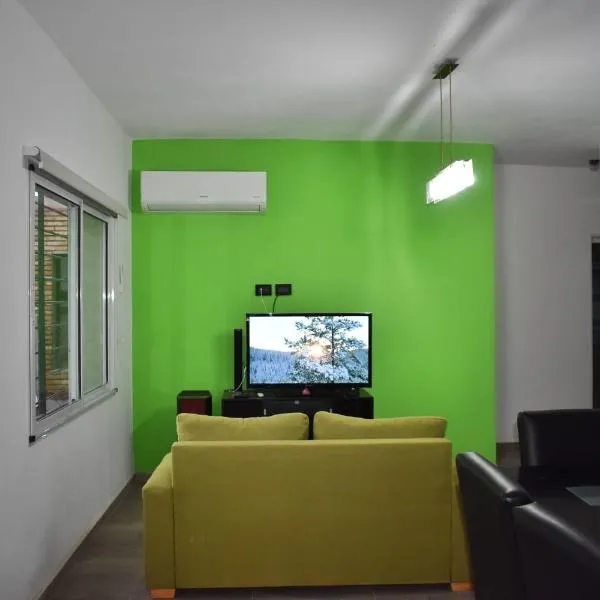 LA CASITA DE CRISTIAN，位于罗尔丹的酒店