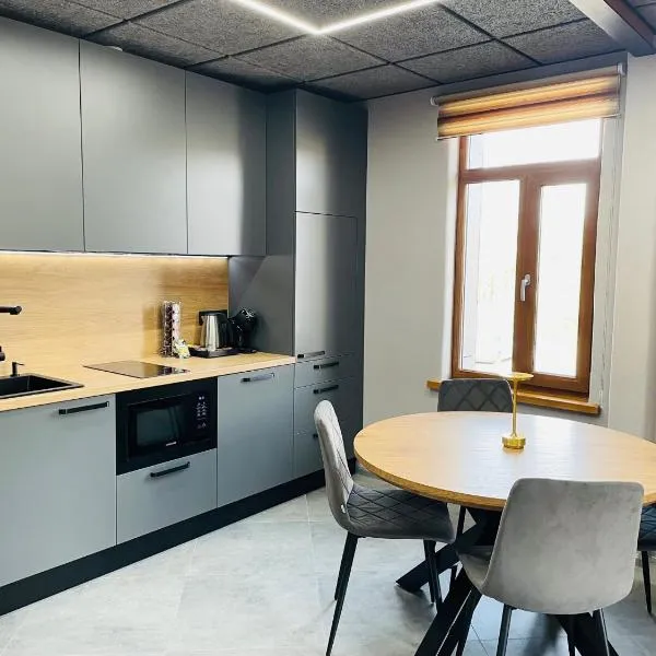 BRIVIBAS RESIDENCE - EAST / WEST, free PRIVAT parking, free WIFI, self check-in，位于里加的酒店