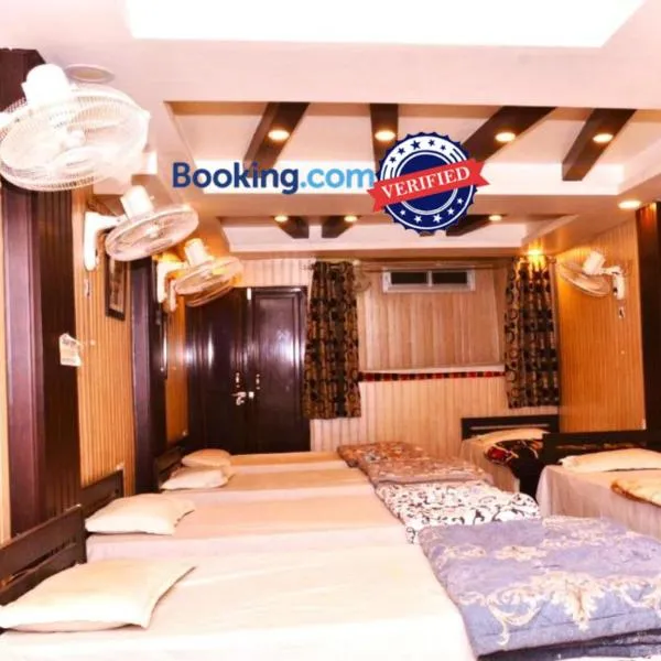 Goroomgo Comfort Hostel Charbagh Lucknow Near Railway Station，位于勒克瑙的酒店