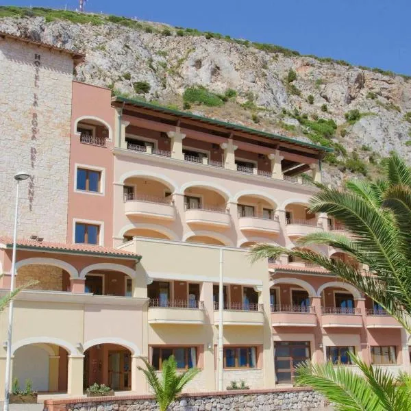 Hotel La Rosa dei Venti，位于弗卢米尼马焦雷的酒店