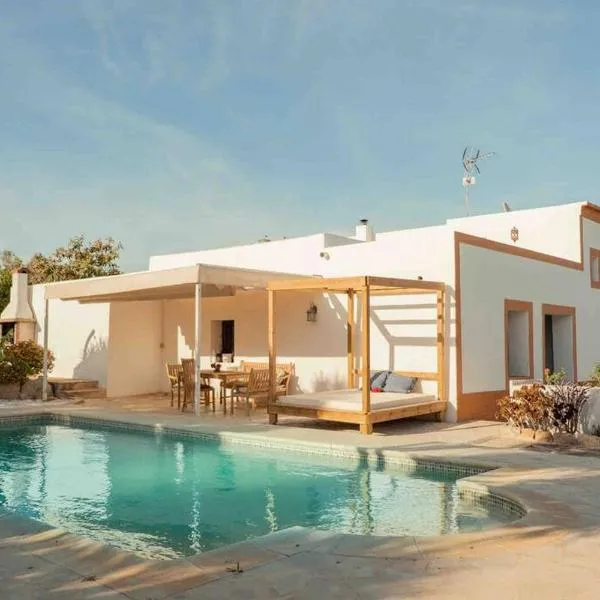 Charming Ibiza villa，位于圣胡安包蒂斯塔的酒店