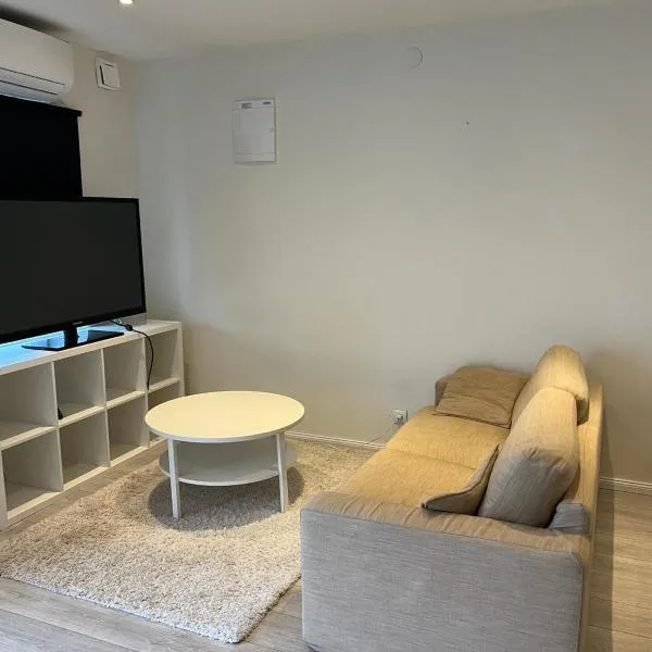 Furnished first floor apartment close to beach，位于Abbekås的酒店