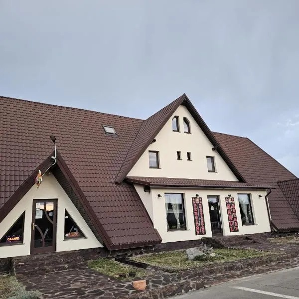 Hanul Rotbav，位于Rotbav的酒店