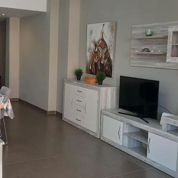 Piso en playa del Grao Burriana，位于巴里亚纳的酒店