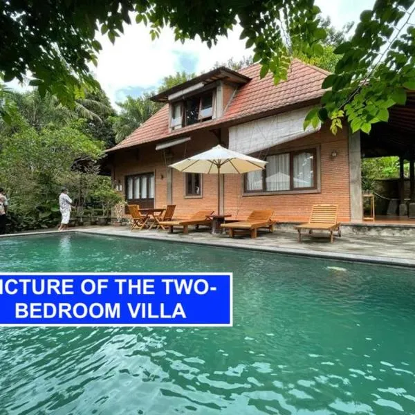Villa Lombok Senggigi Kamila Forest By Villaloka，位于芒希的酒店