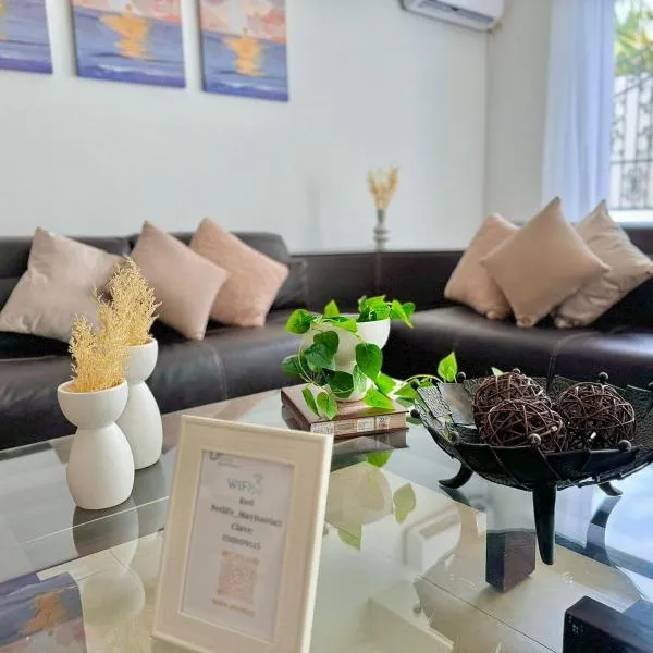 Vista al mar, patio privado, pet friendly，位于圣马里亚尼塔的酒店