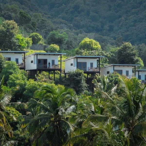 Disini Lombok ECO Sky House with Sea view，位于瑟克通的酒店