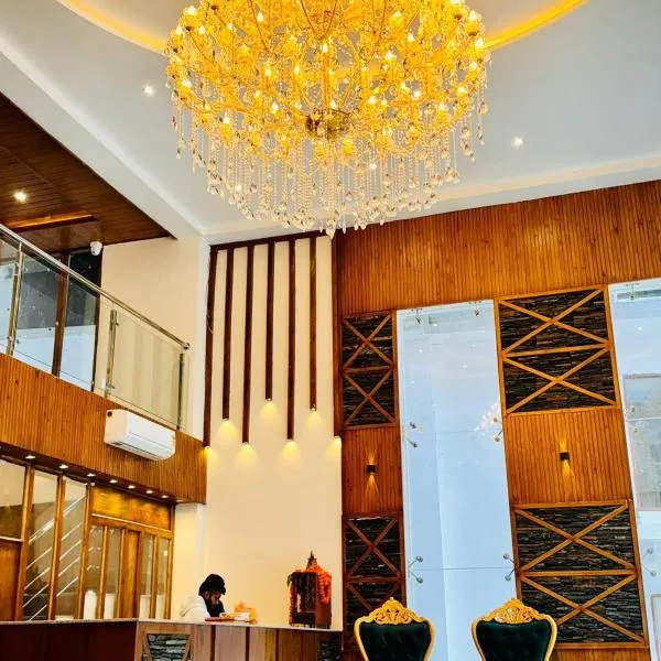 The Kasol Parvati View by - ASIA HOLIDAYS，位于Malāna的酒店