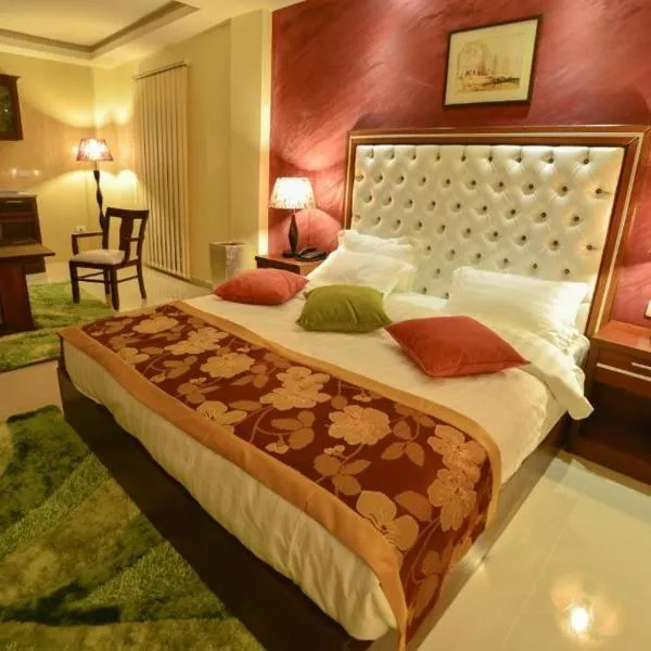 夸特洛瑞莱克斯酒店，位于瓦迪穆萨的酒店