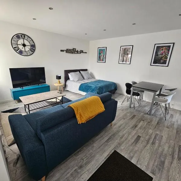 F2 neuf tout confort proche Epinal/ lac de Bouzey，位于Uxegney的酒店