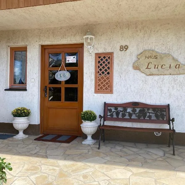 Haus Lucia，位于Bükkzsérc的酒店