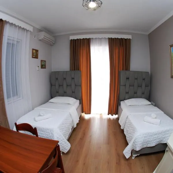 Hotel Vila Alvin & Apartments，位于萨兰达的酒店