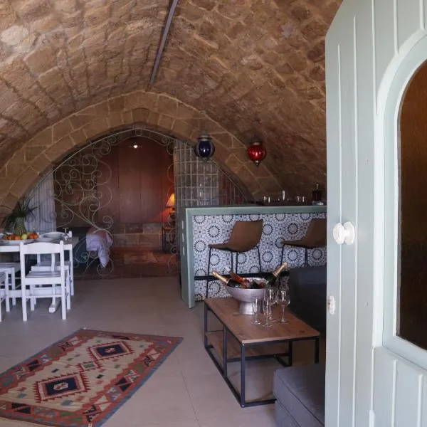 Bab El Mina guest house Byblos，位于朱尼耶的酒店