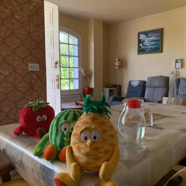 La maison d'Abelleira，位于Puenteareas的酒店