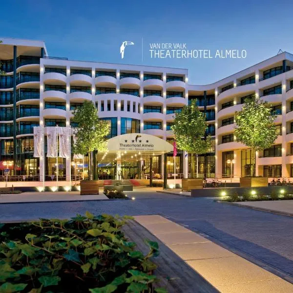 阿尔默洛范德瓦尔克剧院酒店，位于Enter的酒店