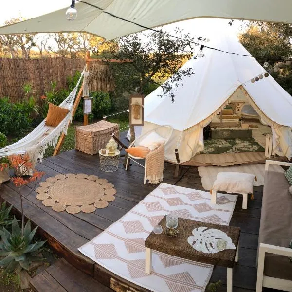 Glamping - La Casa del Piano，位于Los Naveros的酒店