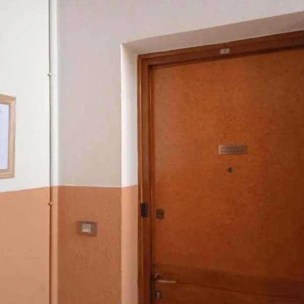 La casa di Lucia Appartamento，位于Granozzo con Monticello的酒店
