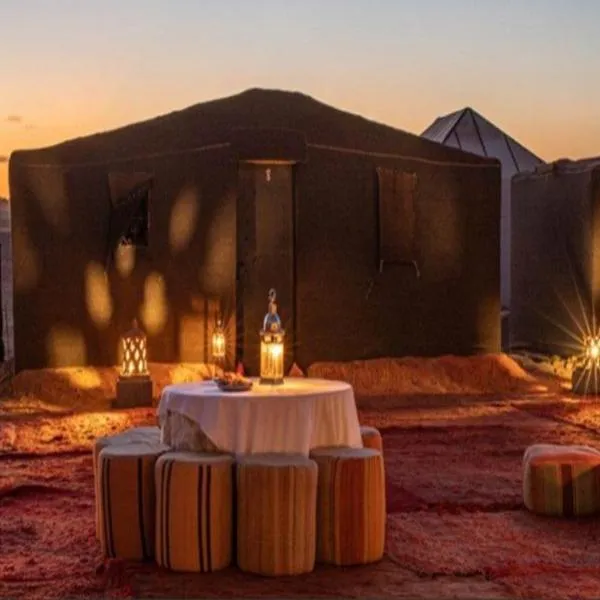 Desert Luxury Camp，位于姆哈米德的酒店