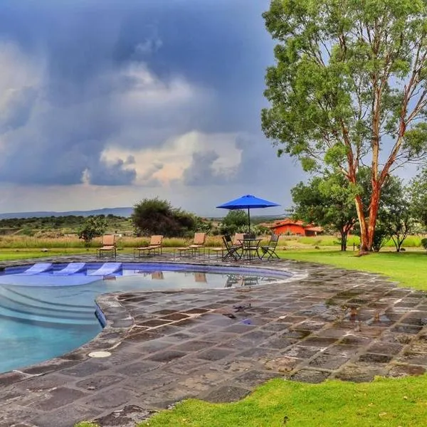 Casa 1 - Beautiful house at San Miguel with pool and views.，位于圣米格尔-德阿连德的酒店