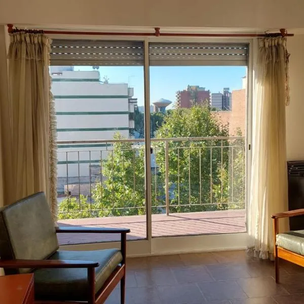 Monte Grande Centrico-Aeropuerto，位于蒙特格兰德的酒店