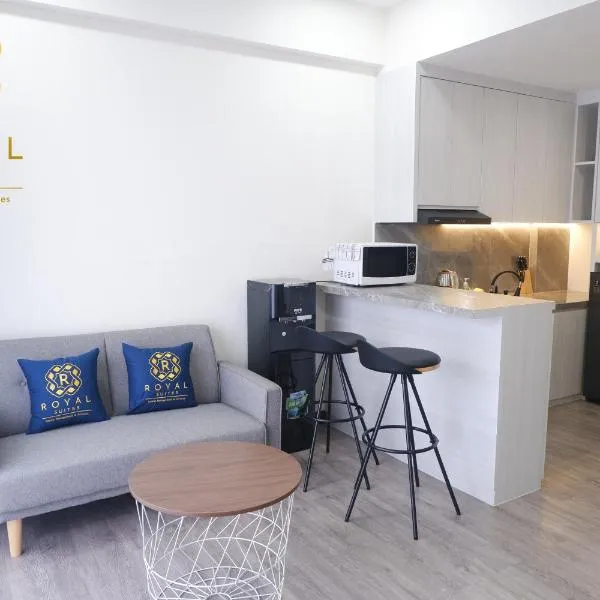 Royal Suites 2BR 28th Floor - Citra Plaza Nagoya Apartment，位于Jodoh的酒店