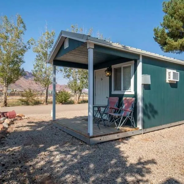 Moab RV Resort Basic Cabin #3 - OKBC-C3，位于摩押的酒店
