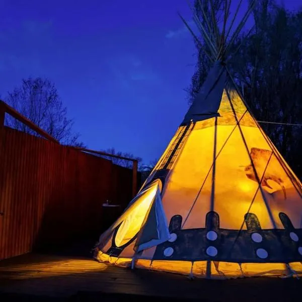 Moab RV Resort Glamping Tipi OK56，位于摩押的酒店