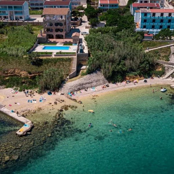 Pool Apartment Galeb，位于帕格的酒店
